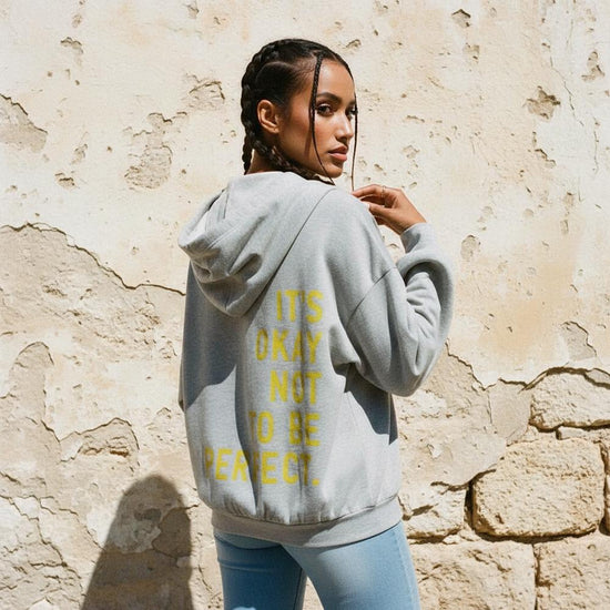 Ula | Bequemer Langärmel-Hoodie mit Rückenprint