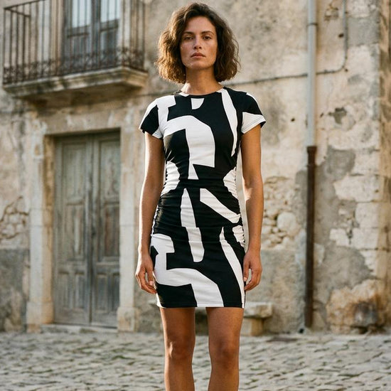 Salan | Kurzärmliges Gerafftes Kleid