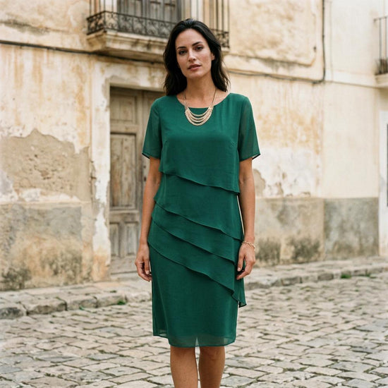 Lesan | Gestuftes Kurzärmliges Kleid