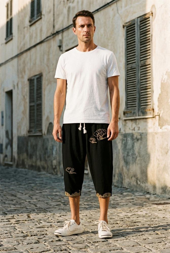 Macys Wear - Kalor | Bestickte Verkürzte Hose Unisex