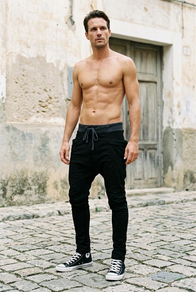 Macys Wear - Kaser | Tief Geschnittene Schmal Zulaufende Hose Herren