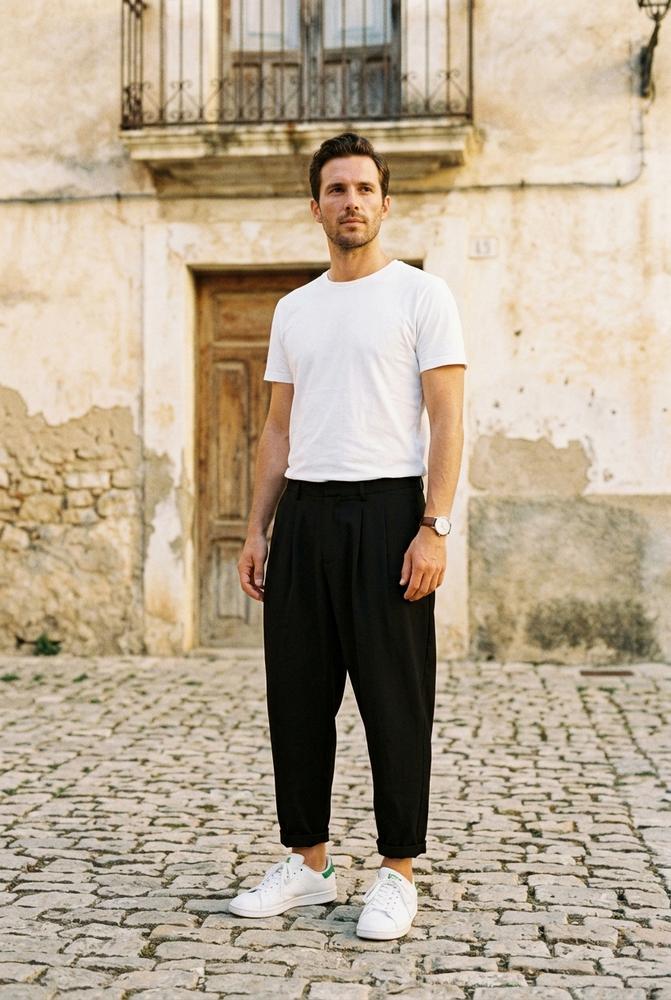 Macys Wear - Nevar | Locker Geschnittene Knöchellange Hose Unisex