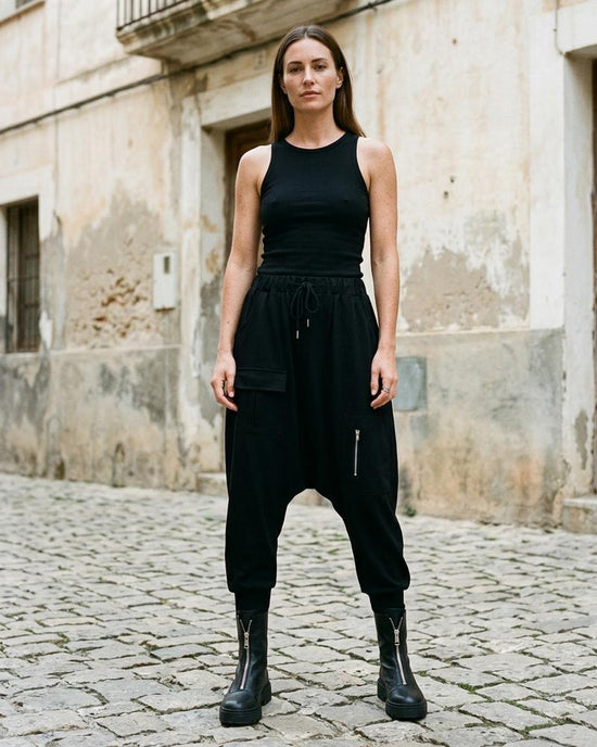 Macys Wear - Karam | Tiefgeschnittene Aufgesetzte Hose Unisex
