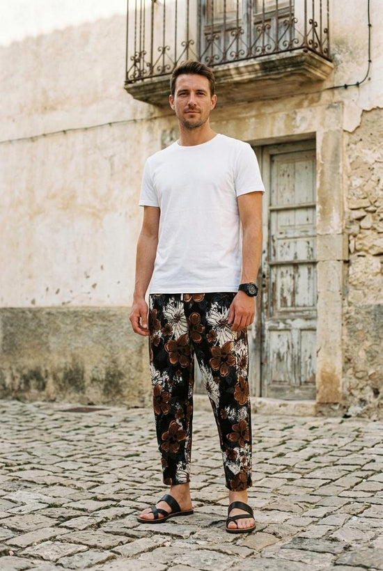 Macys Wear - Romor | Geblümte Verkürzte Hose Unisex