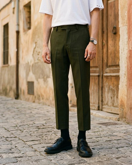 Macys Wear - Damud | Knöchellange Gerade geschnittene Hose Unisex
